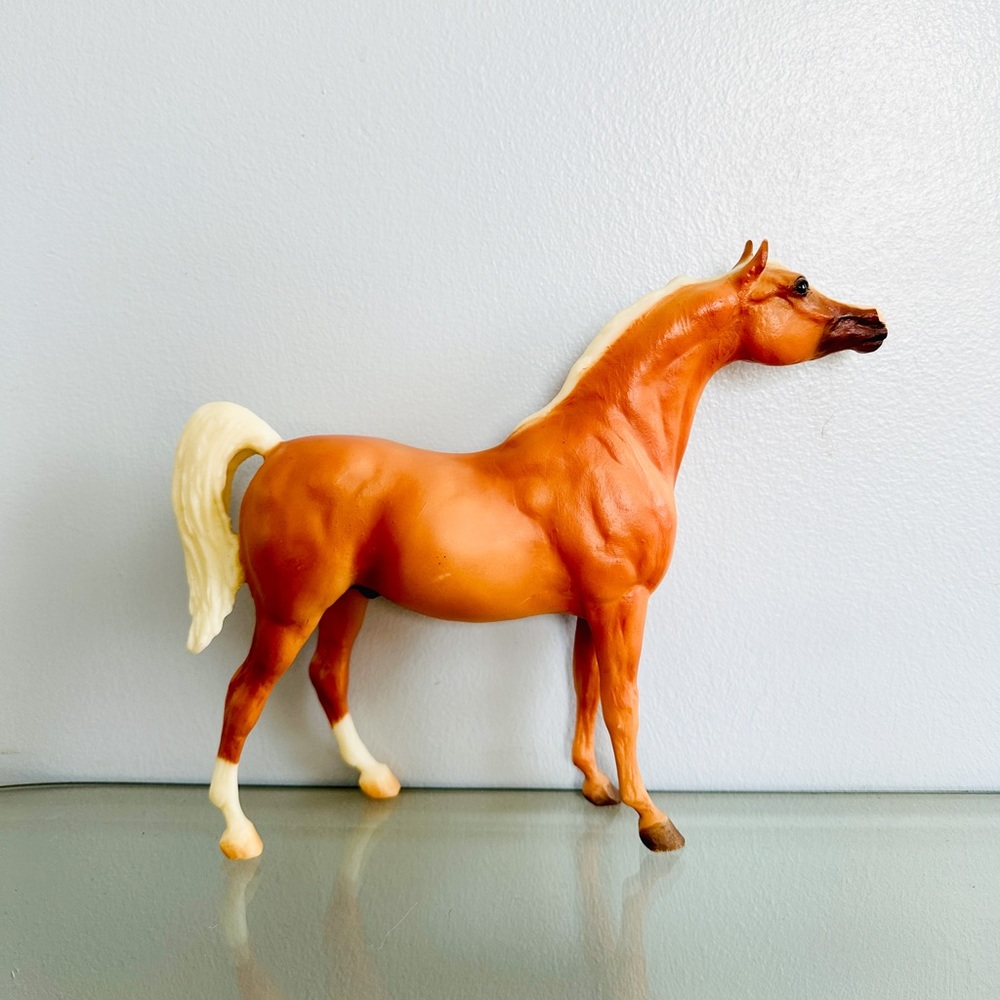 Vintage Breyer Classic | Arabian Palomino Collectable Horse